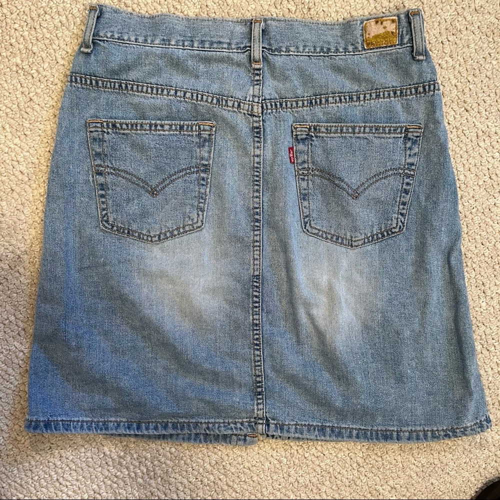 Vintage Levi's Red Tab button-front faded denim skirt junior size 5 women's S/M